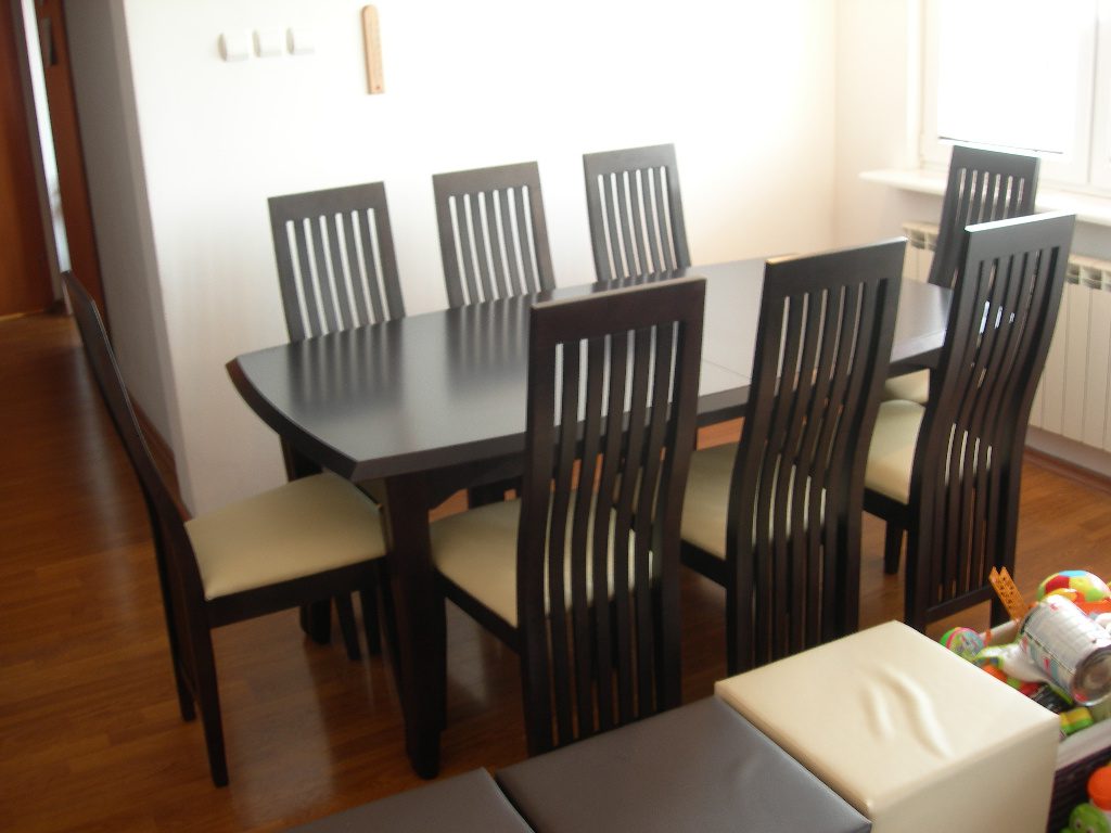 Stół Dallas + 8 Skórzanych Krzeseł Marzena