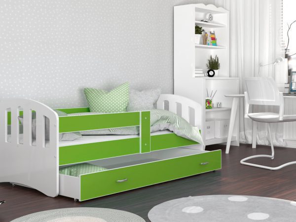 Pokój dziecięcy z łóżkiem w kolorze zieleni i bieli