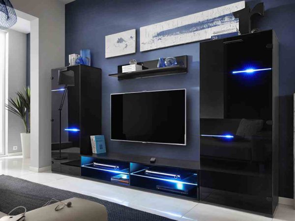 Nowoczesne meble RTV z czarnym dekorem i oświetleniem LED – aranżacja wnętrza