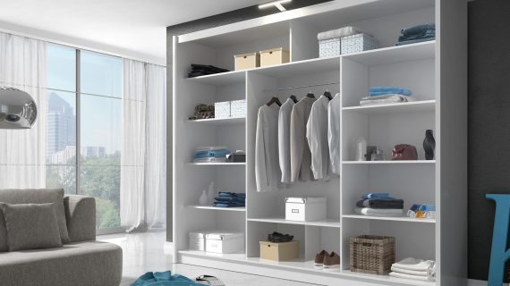 Pojemna szafa z drzwiami przesuwnymi Zefir I 250cm