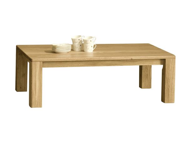 Duży rozkładany stół jadalniany z litego drewna w klasycznym stylu