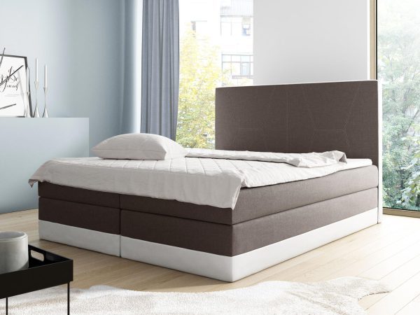 Brązowe łóżko z prostą ramą i niskim zagłówkiem, styl nowoczesny