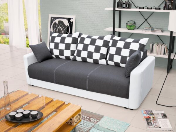 Sofa z poduszkami w szachownicę, styl nowoczesny do salonu