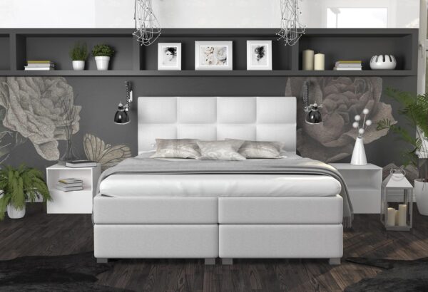 Jasnoszare łóżko z dekoracyjnym zagłówkiem i wnęką na obrazy