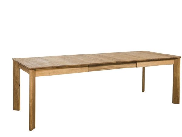 Aranżacja jadalni z meblami z litego drewna w ciepłym odcieniu