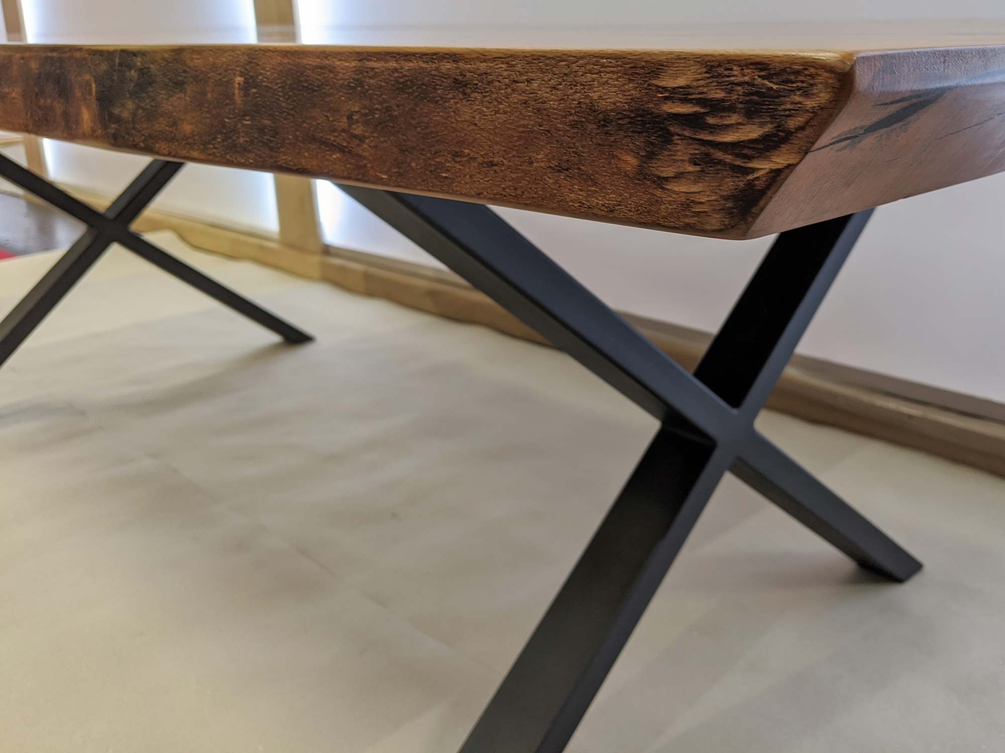 Stół Jadalniany Drewniany na Metalowych Nogach DERVIS