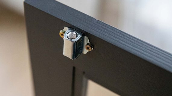 Mała witrynka drewniana grafit detale NISAN