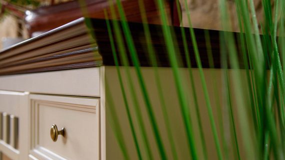 miniaturka Biała komoda z przeszkleniami NISAN