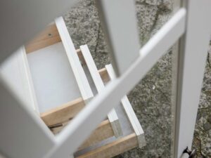 miniaturka Drewniana mała witryna NISAN