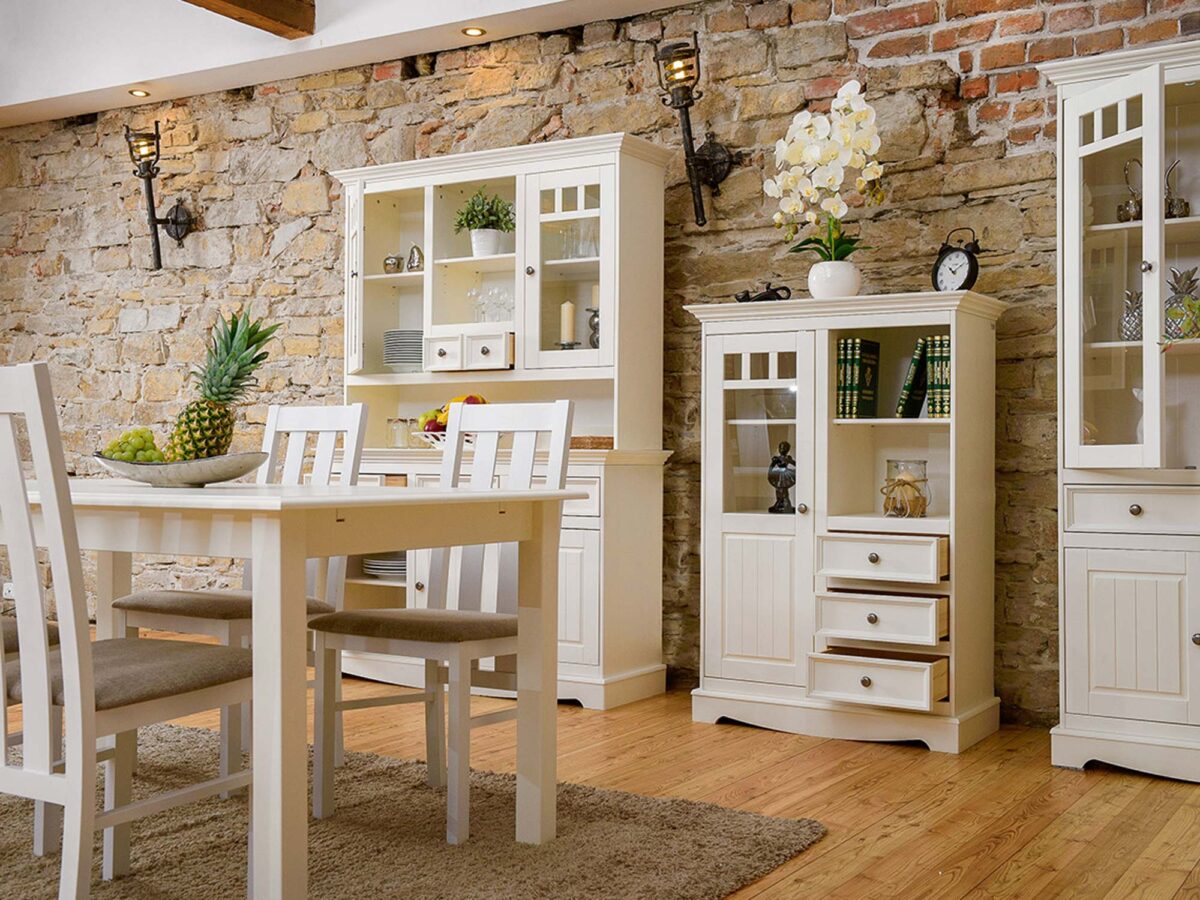 Mała witrynka drewniana otwarta aranż NISAN Meble Białe z Drewnem Inspiracje 2022