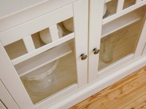 miniaturka Biała komoda z przeszkleniami NISAN