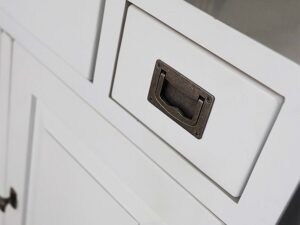 miniaturka Drewniana Szafka Nocna na Nóżkach MOLA