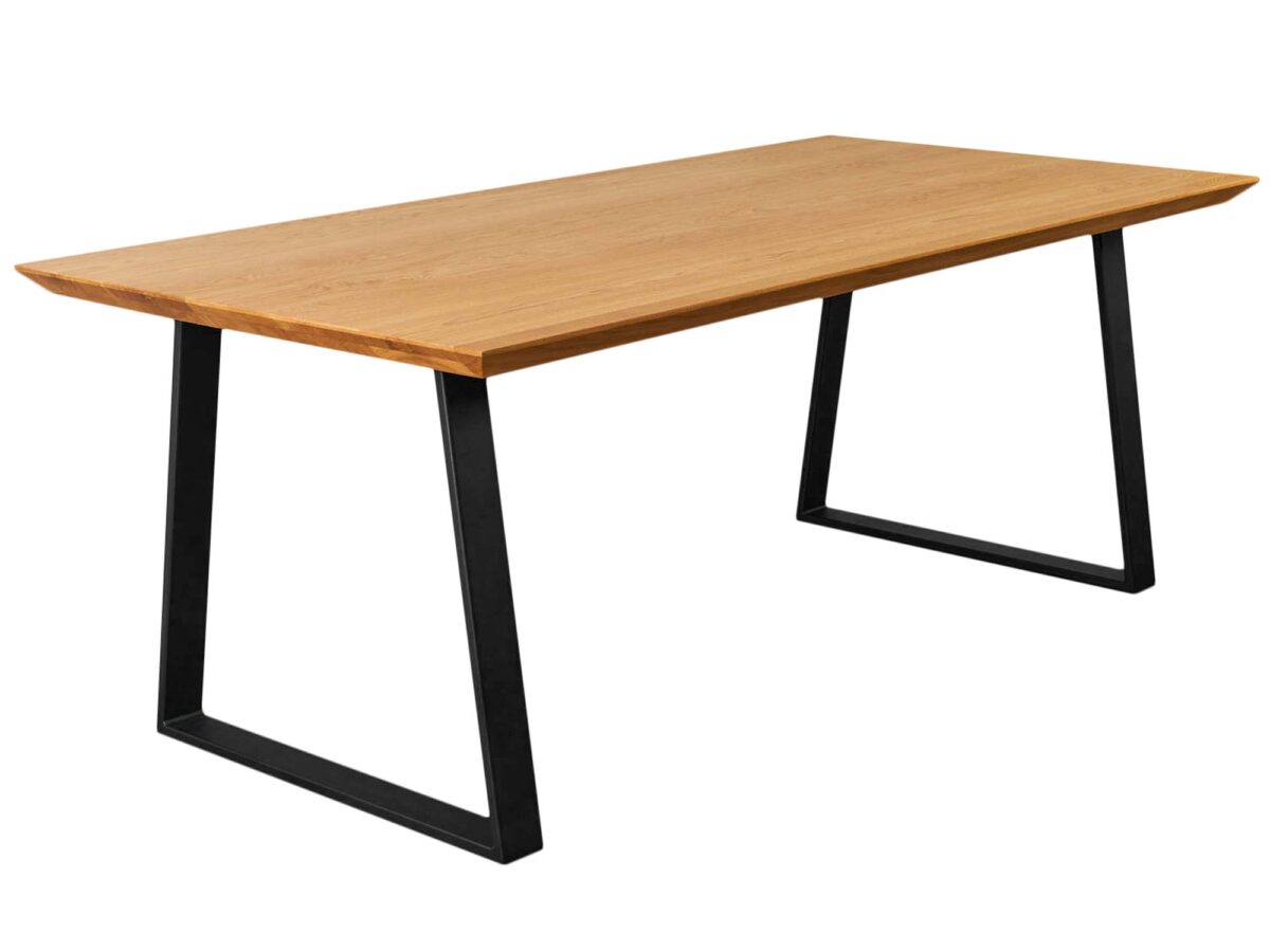 Stół drewniany na metalowych nogach ASMARIS