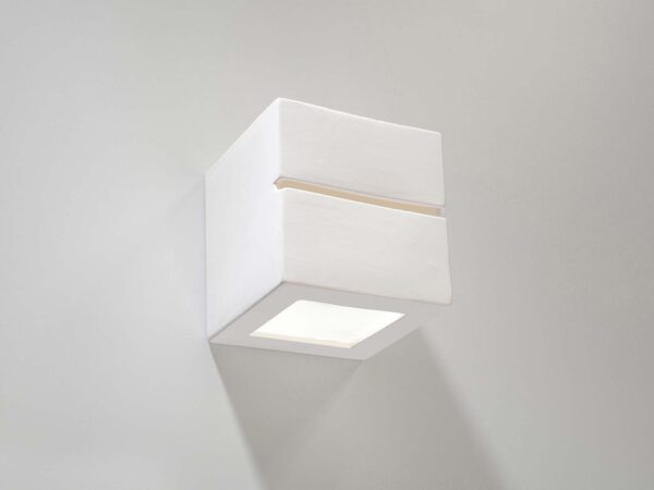 Designerski kinkiet kwadratowy LED w kolorze białym gipsowym