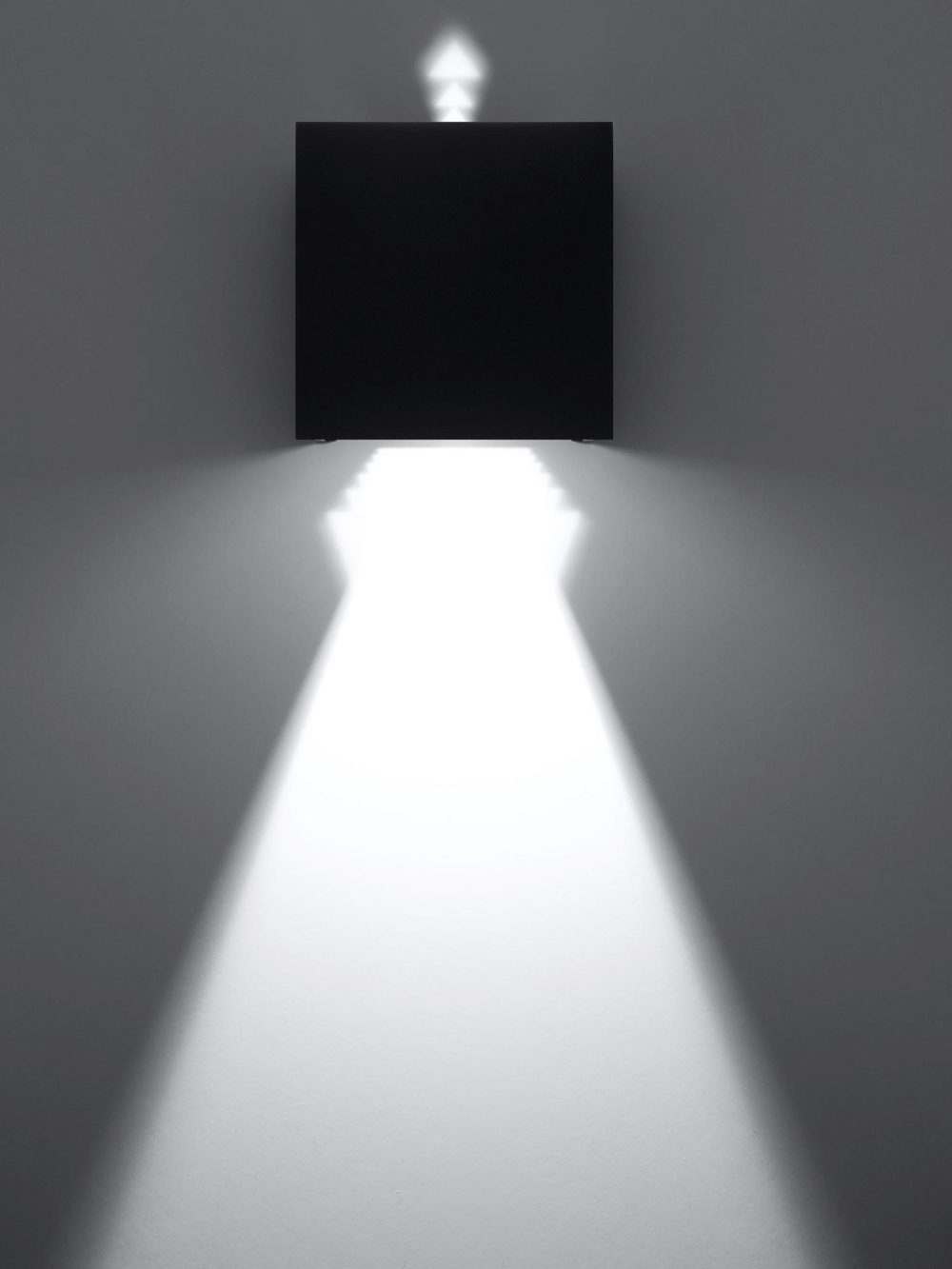 Elegancki Kinkiet Kwadratowy LUXOR LED IP54 - obrazek 15