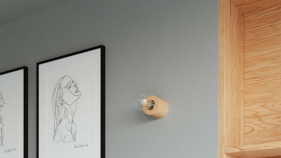 miniaturka Ciepło Drewna w Lampie Biurkowej SAPHIR