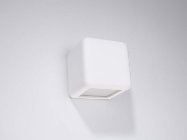 Kwadratowy kinkiet ścienny biały – oprawa nowoczesna