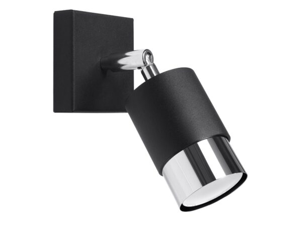 Pokój z półką i białym kinkietem LED – minimalistyczna aranżacja