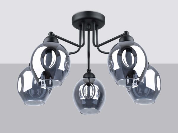 Lampa kulista z pięcioma ramionami – metalowa oprawa i szkło