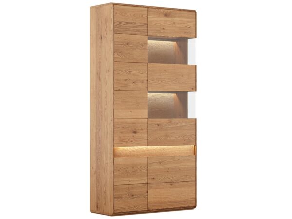 Drewniana witryna – widok z prawego boku