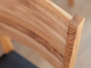 miniaturka Solidne krzesło drewniane miękkie siedzisko Drex