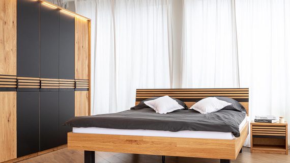 miniaturka Szafa Dębowa Loftowa 5 Drzwi Potrójne Szklane  Inari