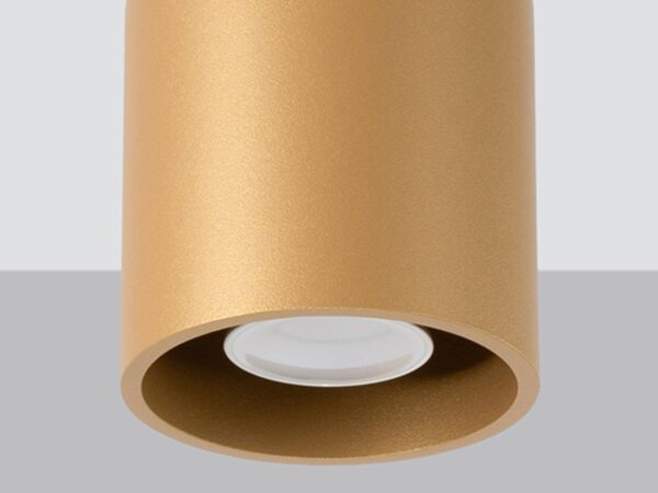 Nowoczesny plafon w kolorze złotym – minimalistyczny design