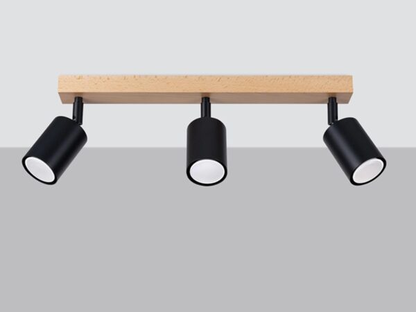 Reflektory czarne LED na drewnianym stelażu – widok frontalny