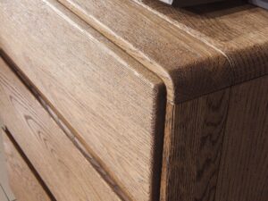 miniaturka Słupek Tacoma – Prawostronna Perła Designu