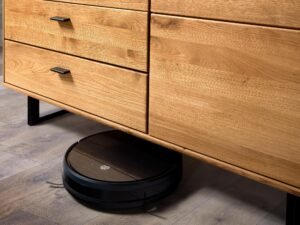 miniaturka Niska Drewniana Komoda z Lamelami Prego