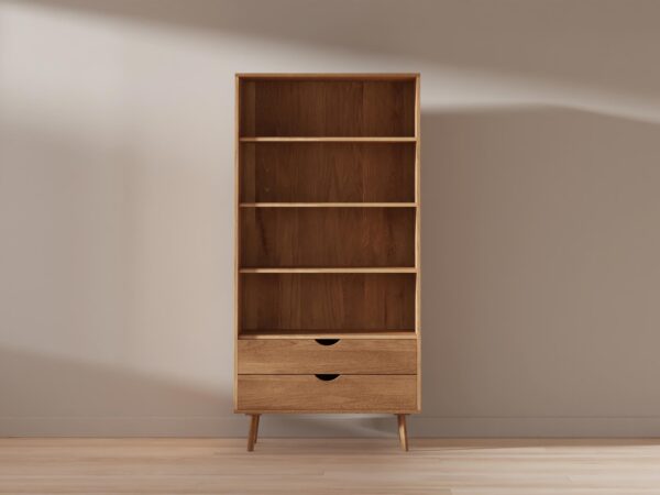 Regał dębowy z szufladą i czterema półkami – widok z przodu