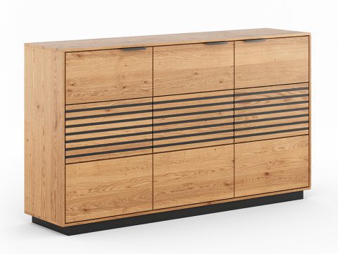 Komoda z dębu z frezowanymi frontami i czarną podstawą