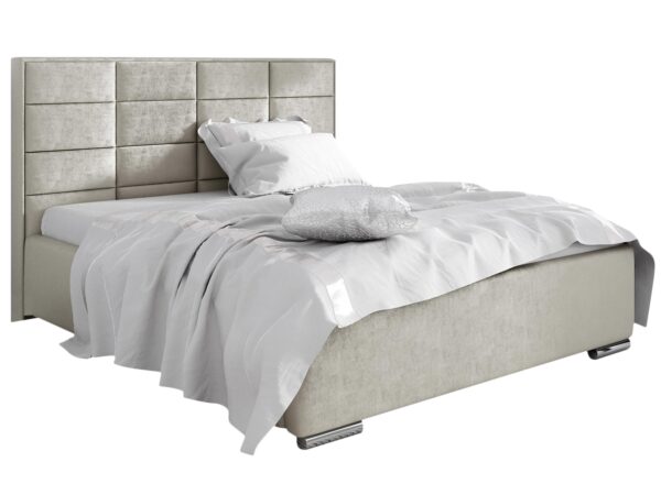 Jasnobrązowe łóżko z prostą ramą i neutralnym wykończeniem, styl klasyczny