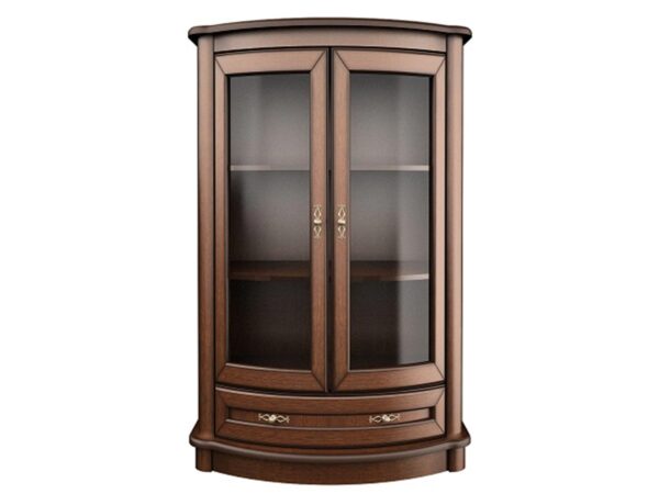 Klasyczna witryna z dwojgiem drzwi i drewnianym wykończeniem