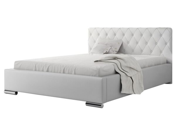 Białe łóżko z pikowanym zagłówkiem i srebrną narzutą, styl nowoczesny