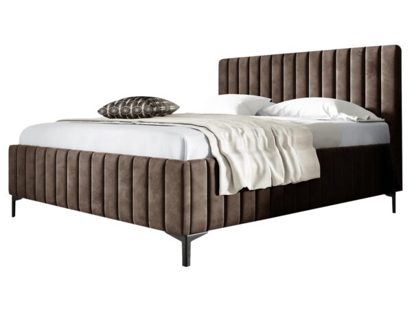 Brązowe łóżko welurowe