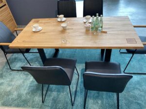 miniaturka Stół Opus II Ciekawy Design z Litego Dębu dla Twojej Jadalni