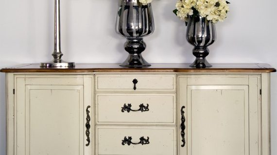 miniaturka Komoda z litego drewna z miodowym blatem w stylu prowansalskim – Verona