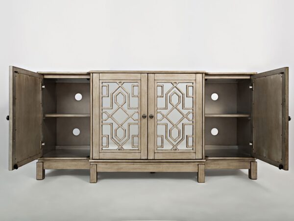 Komoda beżowa z lustrzanymi drzwiami