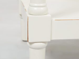 miniaturka Konsola styl Hampton z drewnianymi akcentami – Avola