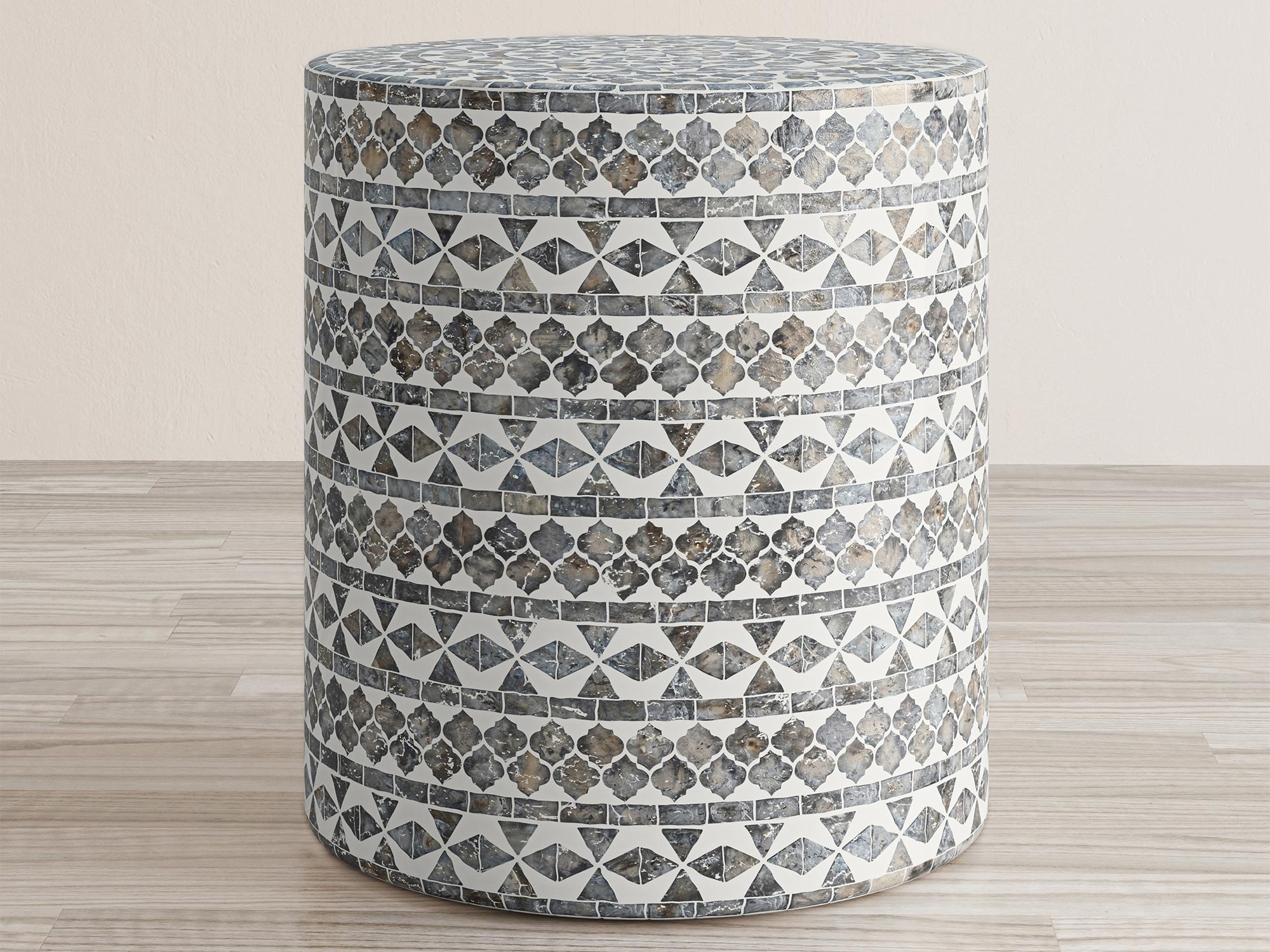 Mozaikowy wzór z kamienia i żywicy w odcieniach szarości, widok z góry Mozaikowy wzór z kamienia i żywicy w odcieniach szarości, widok z góry