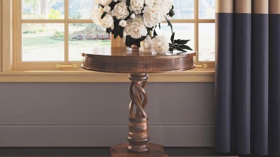 miniaturka Drewniany Stolik Ręcznie Rzeźbiona Spiralna Noga – Avola