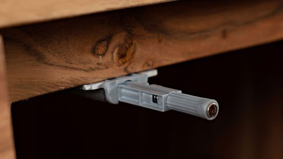 miniaturka Akacjowa Komoda Parametryczne Fronty Żelazne Nogi – Avola