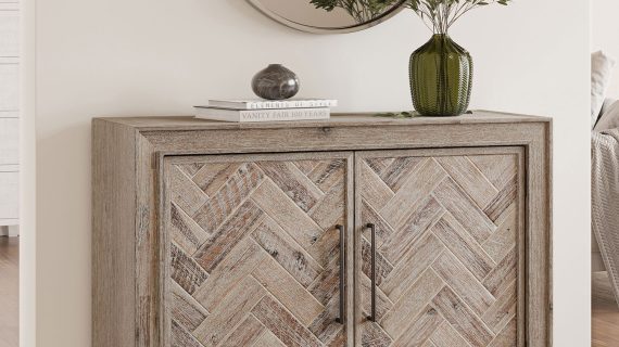 miniaturka Komoda Elegancka Naturalne Drewno Frezowane Elementy – Avola