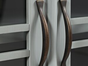 miniaturka Komoda szaromiętowa z detalami naturalnego drewna – Avola