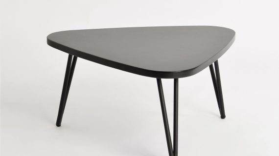 miniaturka Stolik retro z czarnym blatem imitującym kamień – Mondo