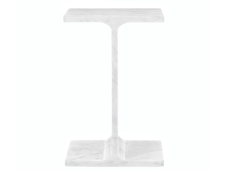Marmurowy stolik na prostokątnej podstawie