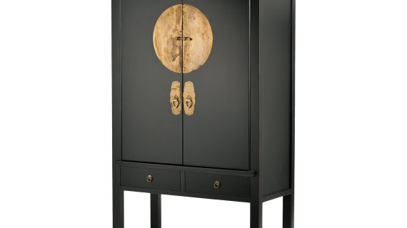 Elegancka Szafa Czerwone Przetarcia Orientalne Zdobienia – Hamilton