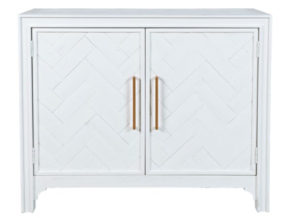 Komoda biała z frontem we wzór jodełki i złotymi uchwytami