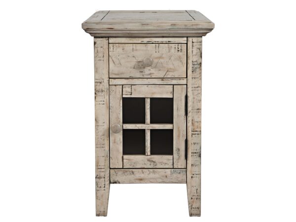 Szafka nocna w stylu vintage z przecieranym bielonym wykończeniem